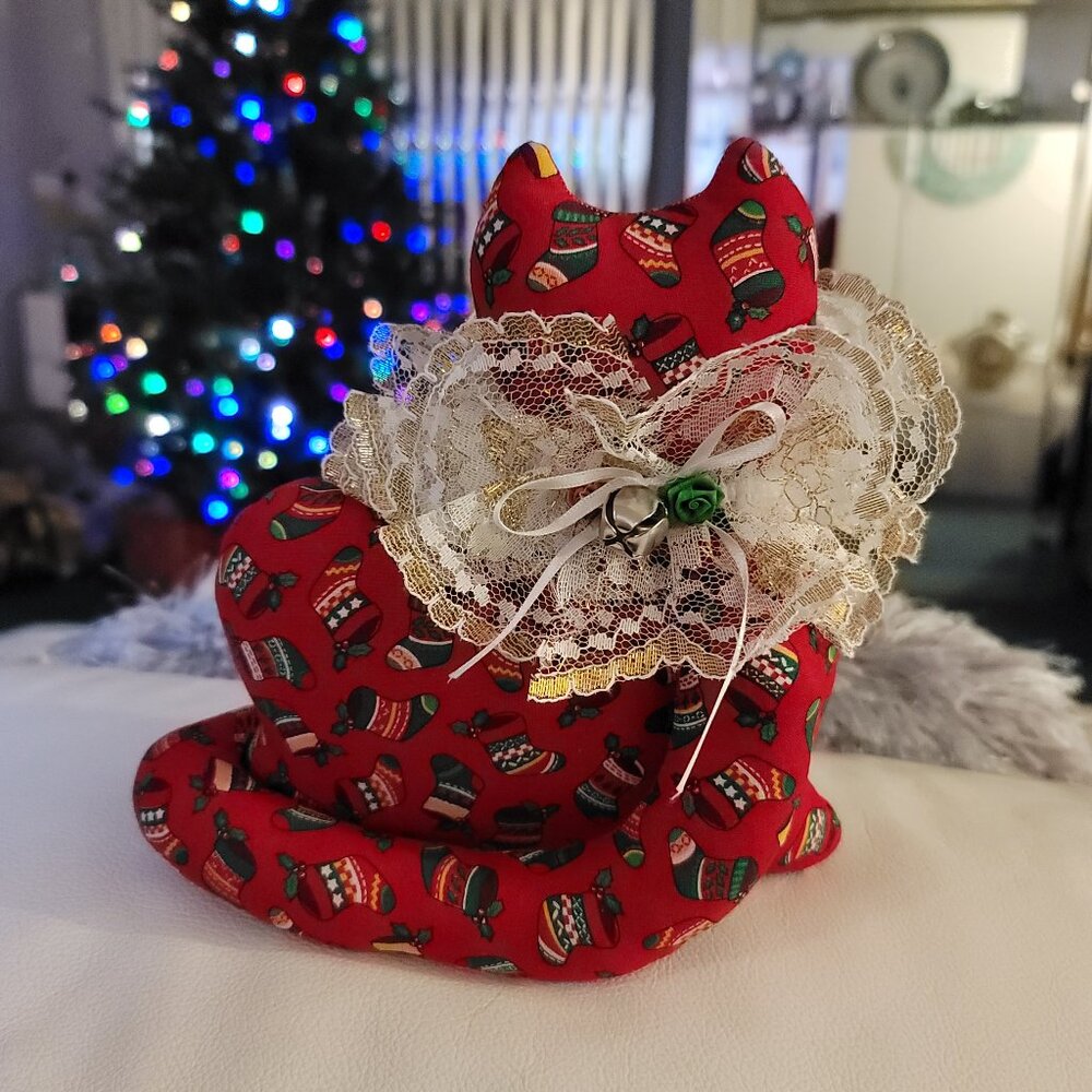 Christmas Kitty Cat with Lace Necklace and Jingle Bell Handmade